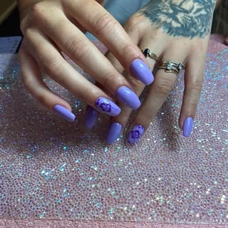 Nail art hibiscus